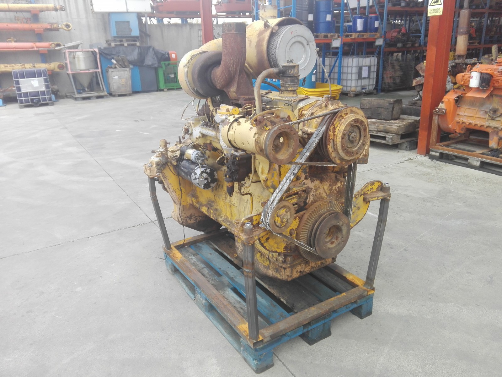 Engine CATERPILLAR D6C