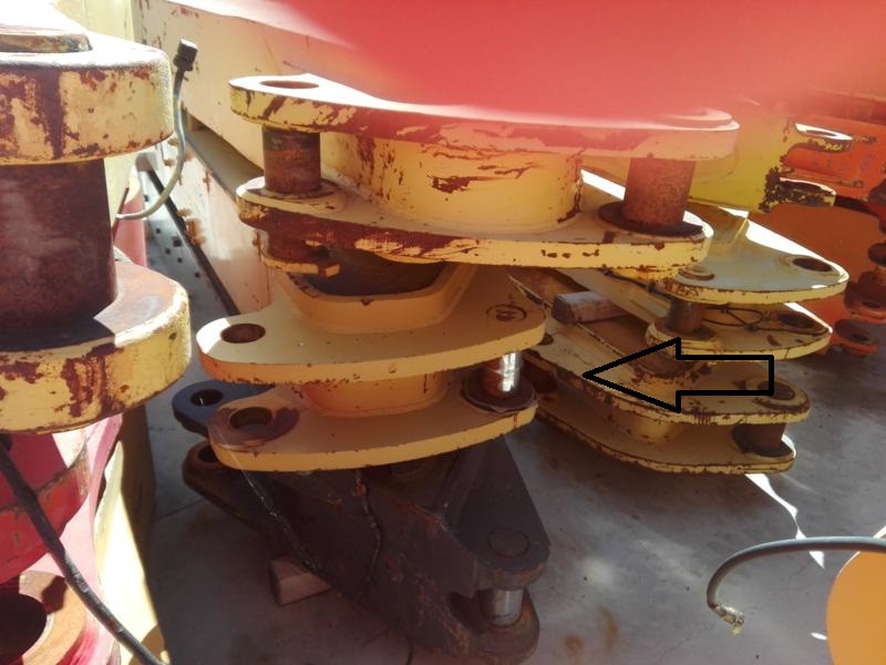 Arm CATERPILLAR 325C