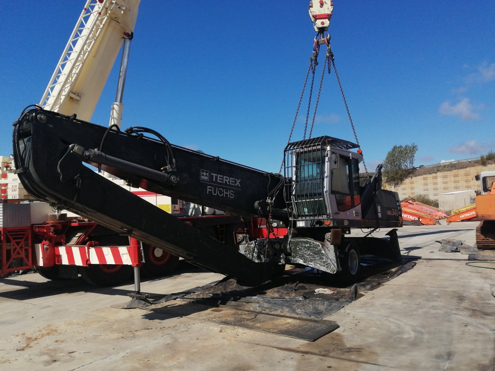 MANIPULADORA FUCHS  MHL340