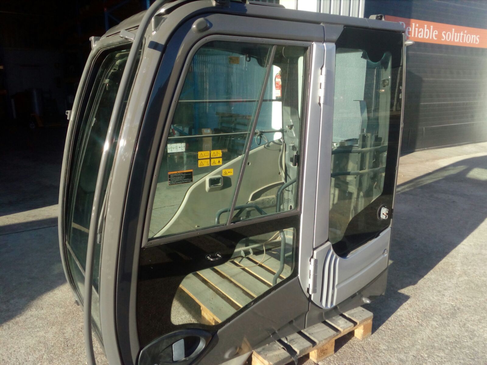 Cab  Other HITACHI ZX210-3 ZX350-3 4665065