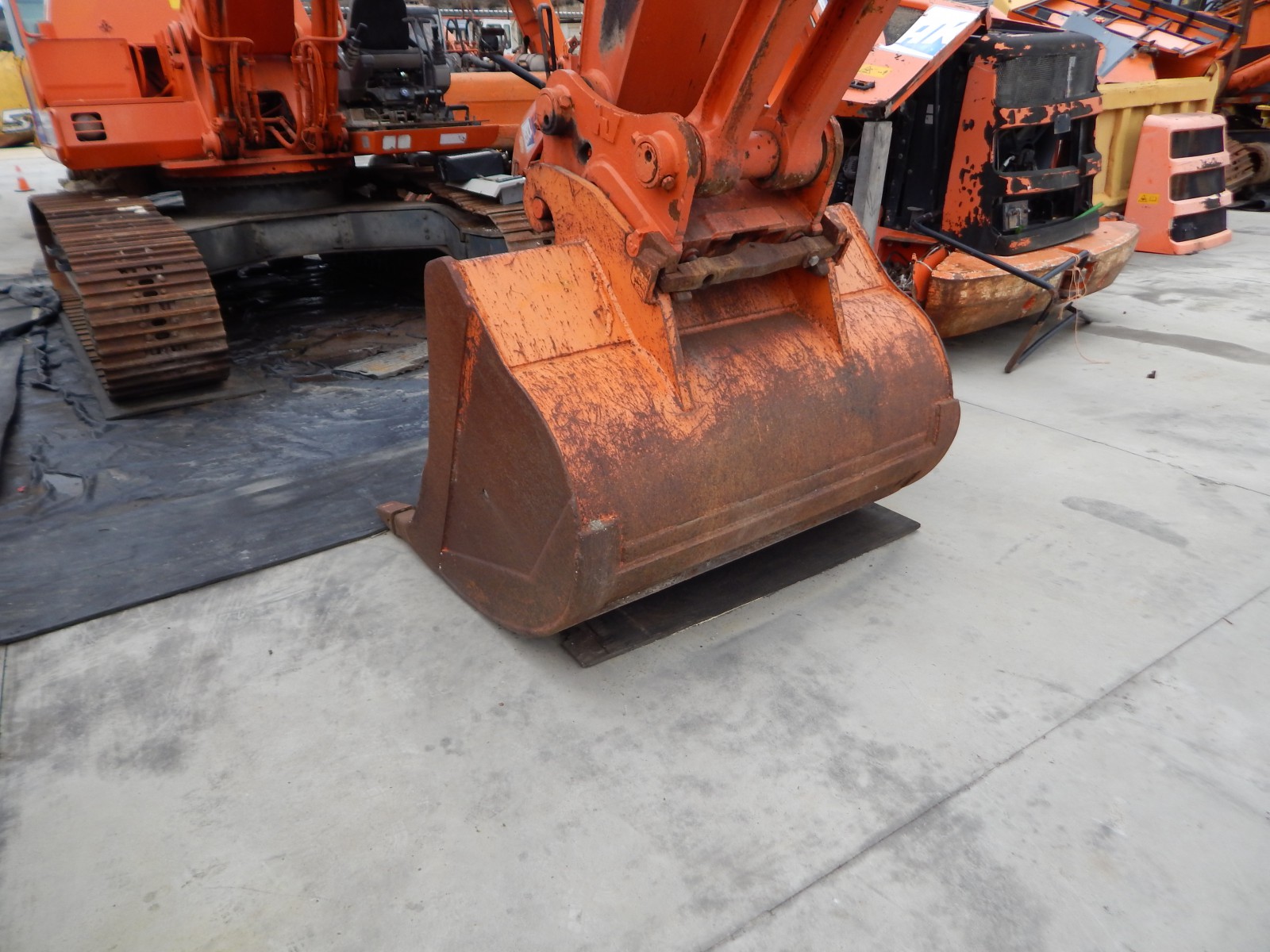 Bucket  Other HITACHI FH240.3