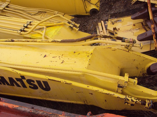 Arm KOMATSU PC210-6