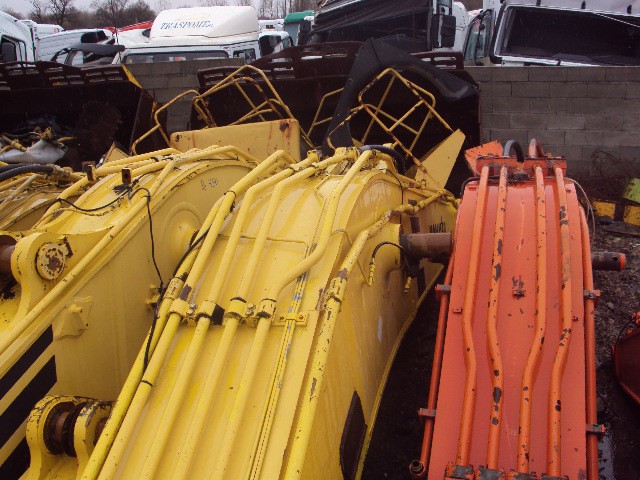 Arm KOMATSU PC210-6