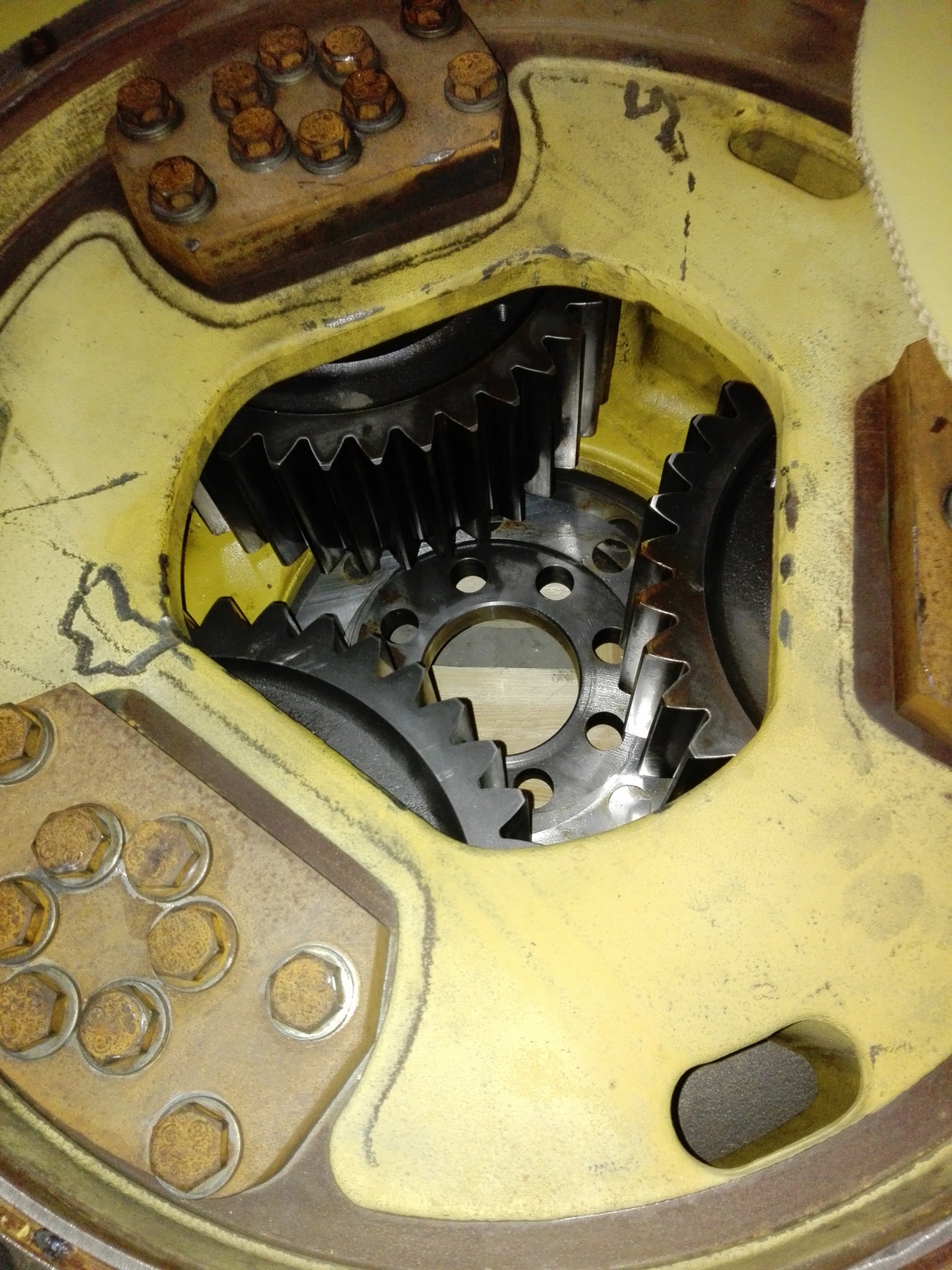 Final Drive KOMATSU HD785-3 561-22-62610