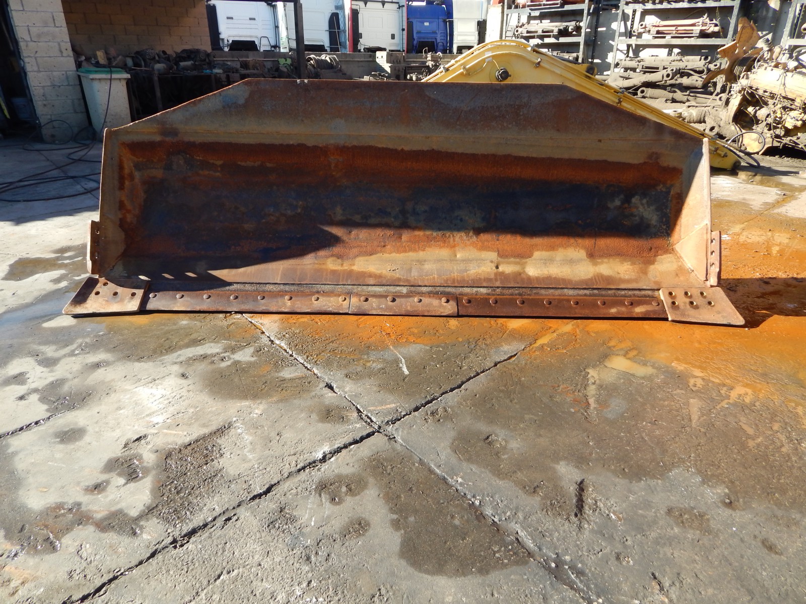 Blade  Angle LIEBHERR PR722 800X600